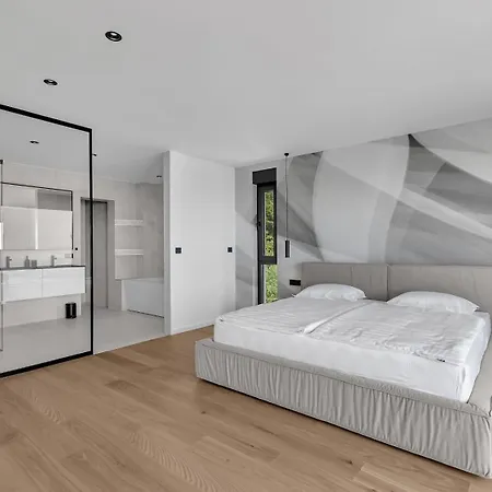 Luxury Reina, Pool, Sauna, Whirlpool