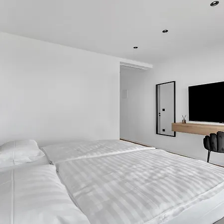 Luxury Reina, Pool, Sauna, Whirlpool * Veliko Brdo (Makarska)
