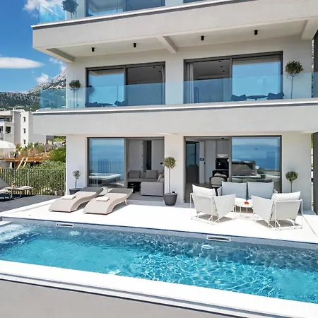 Luxury Reina, Pool, Sauna, Whirlpool *